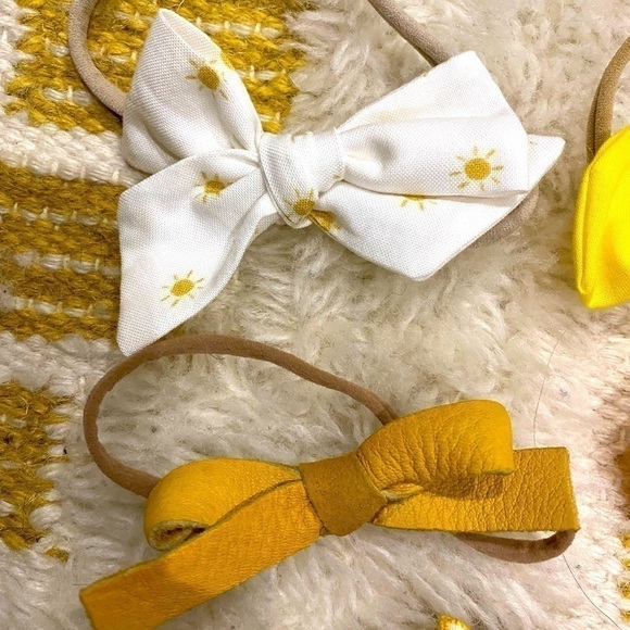 Set of 5 yellow spring baby girl bows - Picture 3 of 4